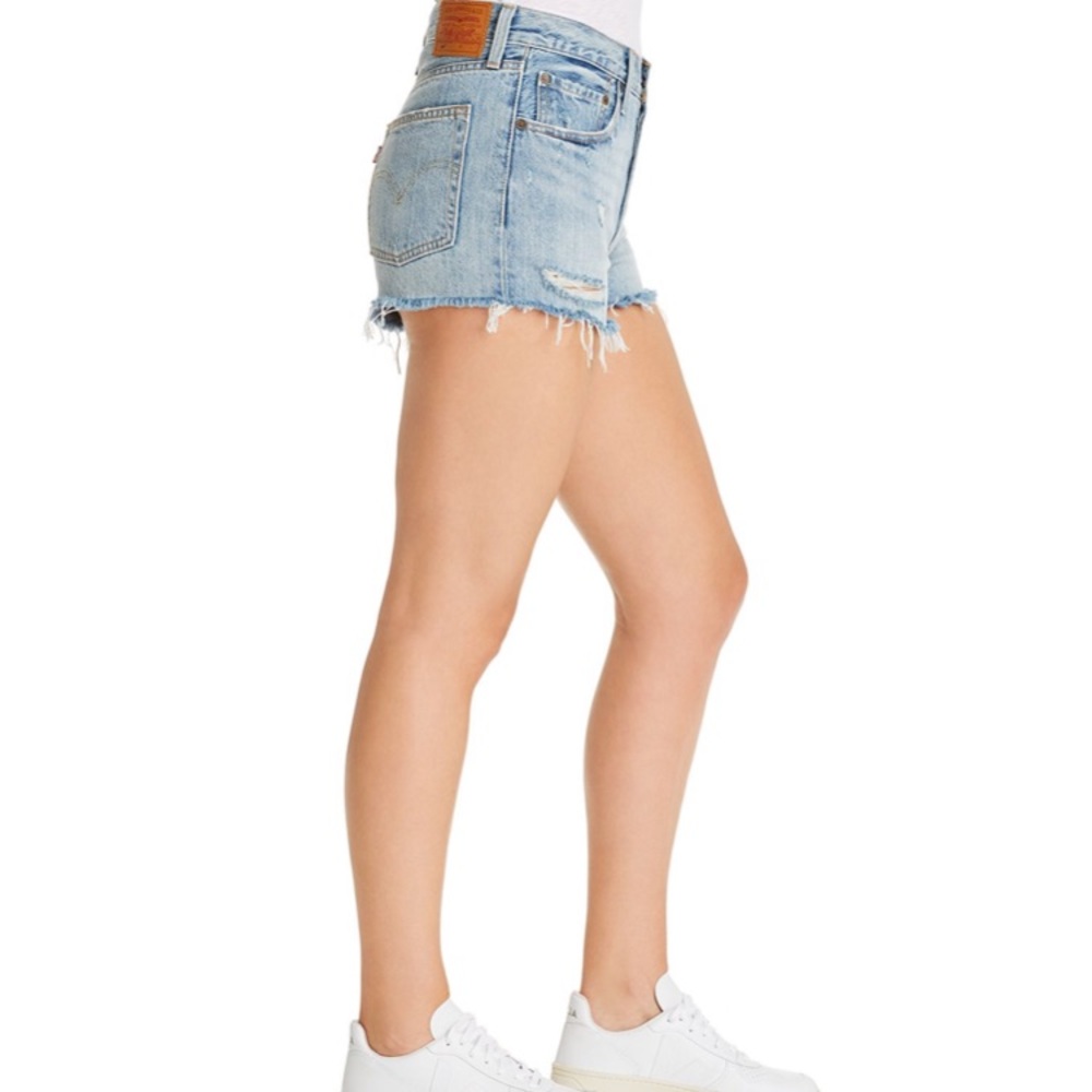 Levi's 501 Denim Shorts in Waveline - Picture 5 of 6